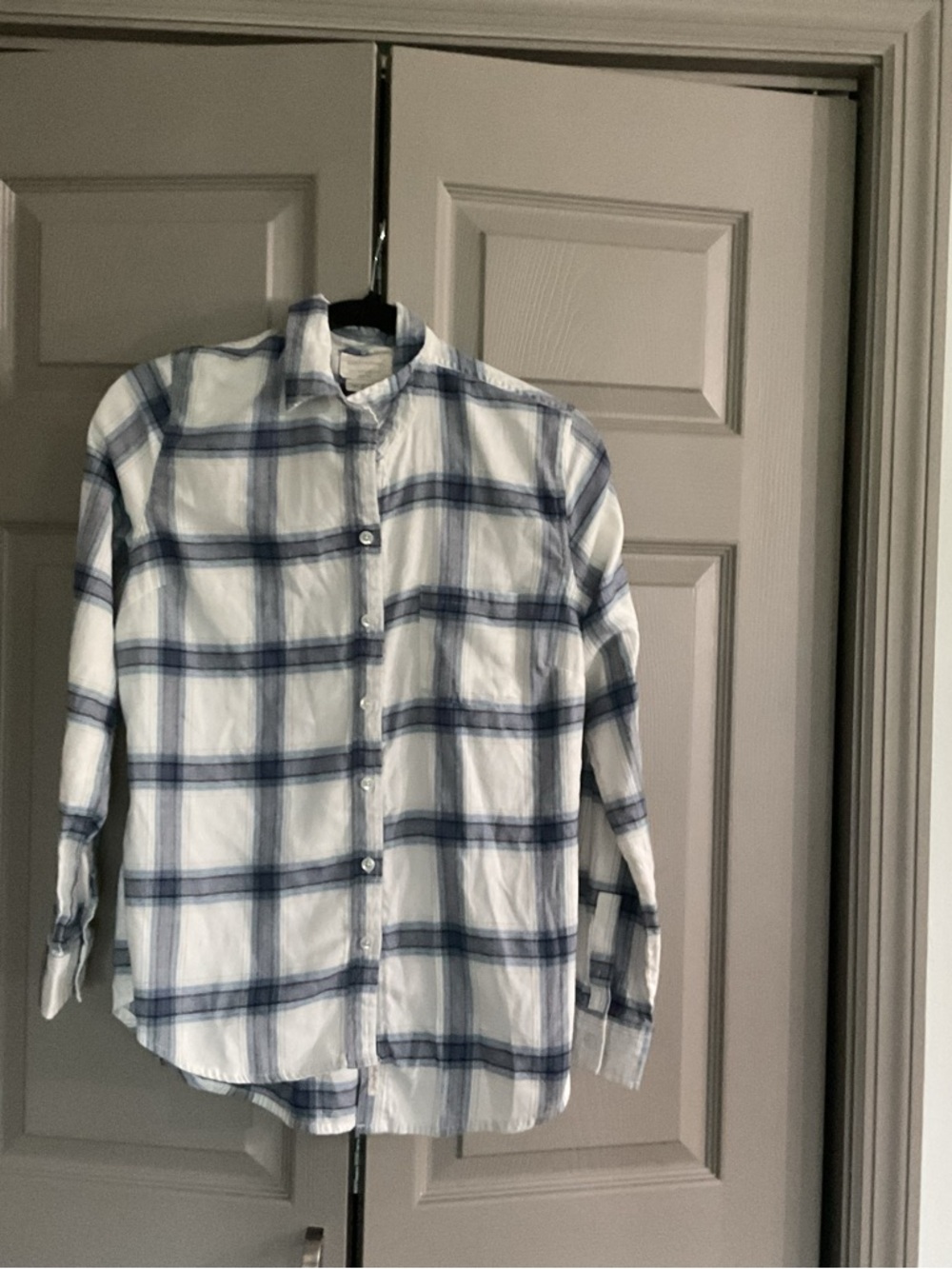Weatherproof White and Blue Plaid Button-Down Shirt for Women